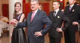 Studniówka maturzystów z Zespołu Szkół Agoprzedsiębiorczości w Zambrowie