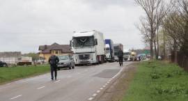 Śmiertelny wypadek na DK 63. Droga zablokowana