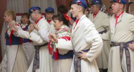 Scenki z przedstawienia jubileuszowego TFR /Fot. z archiwu Portalu www.zambrow.org
