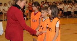 Uczniowie „Czwórki” ponownie najlepsi w zawodach sportowych na szczeblu miasta
