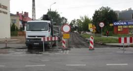 Ruszyły prace drogowe na trzecim odcinku ul. Obrońców Zambrowa