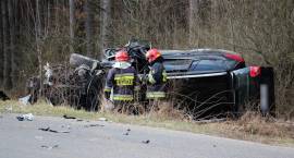 Citroen dachował w rowie