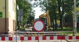 Taki widok zobaczą wszyscy, którzy zechą skręcić w ul. Fabryczną z Al.Woj.Pol. - należy...