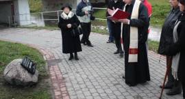 Odsłonięcie tablicy pamiątkowej Henryka Chęcińskiego przy moście w Zambrowie