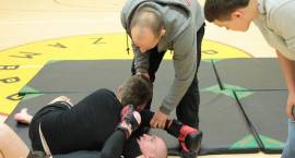 Trener Mahmeda Khalidova egzaminował zawodników MMA na sędziów