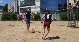 Udany turniej piłki plażowej przy basenie
