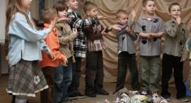 Potyczki Teatralne - Dzień 1 - Grupa Biedronki z Miejskiego Przedszkola nr 4 /Fot....