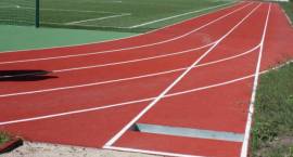 Budowa stadionu lekkoatletycznego przy ZSO została zakończona. /fot. Grzegorz Zawistowski