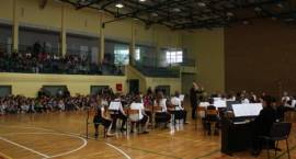 Koncert orkiestry smyczkowej i chóru z Białegostoku w SP4