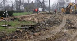 Remont ul. Fabrycznej - widok od budynku Szeptela - piątek 24.11.2006 r. godz. 14.05...