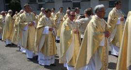 Złoty jubileusz kapłaństwa abp Józefa Michalika – uroczystość w Zambrowie