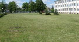 Obecny parking przy Pływalni jest za mały, będzie powiększony o 30 nowych miejsc