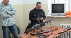 Pracownicy RIH z Zambrowa w czasie spotkania z osadzonymi w Zakładzie Karnym w...