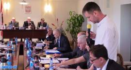 „Piątka” w miejsce gimnazjum oraz droższy odbiór śmieci