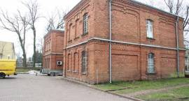 Remontują zabytkowy budynek