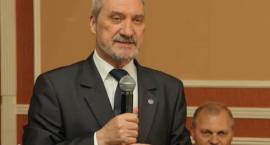 Konferencja posłów Prawa i Sprawiedliwości Antoniego Macierewicza i Lecha...