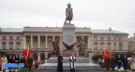 Uczniowie MG1 na odsłonięciu pomnika Kościuszki w Warszawie