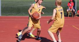 Chłopcy z „Piątki” awansowali do kolejnego etapu turnieju Orlik Basketmania...