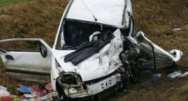 Skutki tragicznego wypadku na trasie nr 8 w okolicach Wiśniówka /Fot. Grzegorz Ziętarski