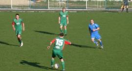 Mecz o mistrzostwo III ligi: Olimpia Zambrów vs. Orzeł Kolno (18.04.2009 r.) /Fot....