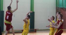 Mecze półfinałowe grupy B Ogólnopolskiej Olimpiady Młodzieży chłopców rocznik 96/97...