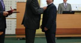 Artur Więzowski odznaczony przez Marszałka Województwa