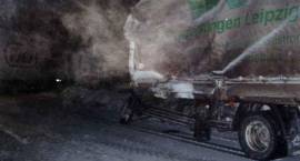 Akcja ratunkowa po zderzeniu czołowym dwóch TIRów na drodze krajowej nr 8 na odcinku...