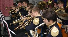 Koncert Noworoczny Miejskiej Młodzieżowej Orkiestry Dętej w Miejskim Gimnazjum nr 1