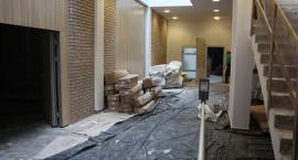 Prace budowlane i wykończeniowe przy budynku i w budynku Centrum Kultury. Stan prac:...