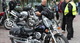 Pokaz motocykli w Zambrowie podczas pikniku motocyklowego w Czerwonym Borze w sierpniu...