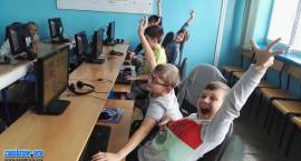 Robotyka i programowanie w zambrowskiej „Trójce” /fot. Grzegorz Zawistowski
