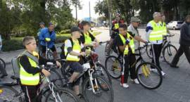 Przygotowania do wyjazdu. Okolice kościoła pw. Trójcy Św.