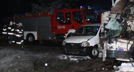 Skutki karambolu w Wiśniewie na drodze krajowej nr 8 (powiat Zambrów) w dn. 25.01.2012 r.