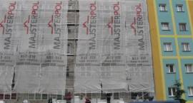 Trwają prace termomodernizacyjne na bloku przy ul. 71 Pułku Piechoty nr 4  /Fot....