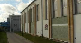 Elewacja hali sportowej MG1 przed termomodernizacją
