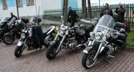 Pokaz motocykli w Zambrowie podczas pikniku motocyklowego w Czerwonym Borze w sierpniu...