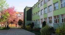 Budynek SP3 przy ul. Magazynowej - po remoncie w 2001 roku