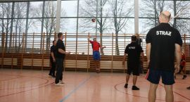 Strażacy ochotnicy rywalizowali w siatkówce