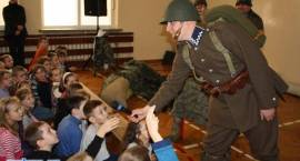 Niezwykła lekcja żywej historii w SP4
