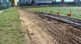 Budowa trybuny na boisku bocznym przy Stadionie Miejskim w Zambrowie