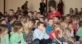 Świąteczne przedstawienie w SP5