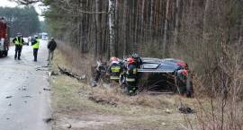 Citroen dachował w rowie