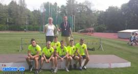 Chłopcy z SP4 awansowali do ogólnopolskiego finału w czwórboju lekkoatletycznym