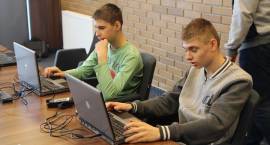 Młodzi programiści z Zambrowa uczyli się nowego języka programowania