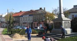 Pomnik Powstania Styczniowego otrzymał nową iluminację /Fot. 21.10.2008 r., Anna Kulesza