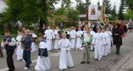 Boże Ciało - procesja ulicami miasta w parafii Trójcy Św. w Zambrowie /Fot. Jarosław...