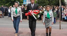 Mieszkańcy Zambrowa upamiętnili heroiczną walkę żołnierzy w Bitwie o Zambrów