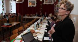 Konferencja Poradni Psychologiczno - Pedagogicznej w Zambrowie - Zdążyć z pomocą na czas