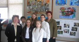 Laureaci Konkursu z opiekunkami /Fot. SP3