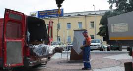 Montaż pomnika Żołnierza w Zambrowie w dn. 17.08.2010 r.